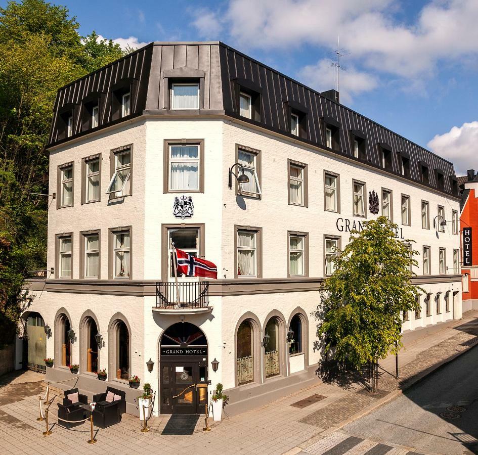 Grand Hotel Arendal - Unike Hoteller Экстерьер фото
